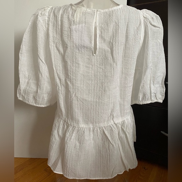 H&M White Peplum Blouse - Picture 2 of 2